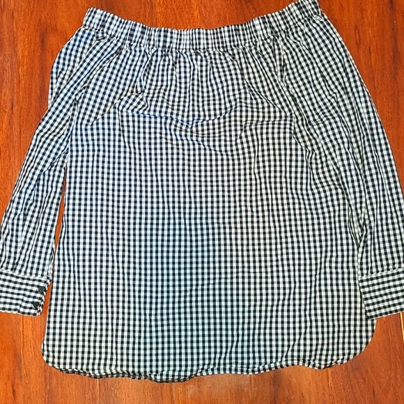 Women Top - Picture 2 of 2